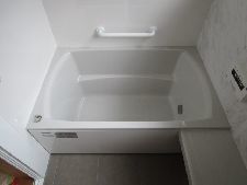 004bath.jpg